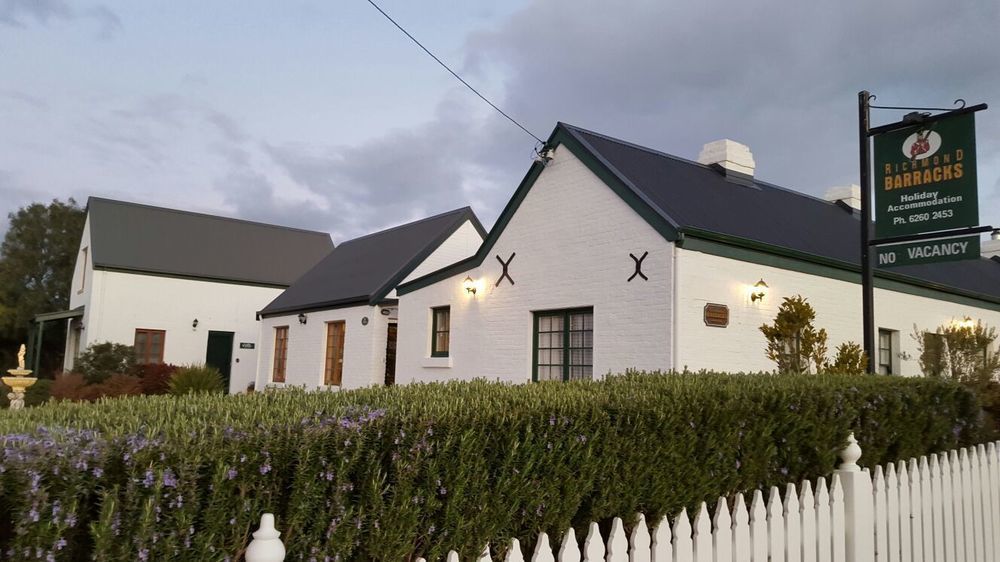 Richmond Barracks Hotel Exterior photo